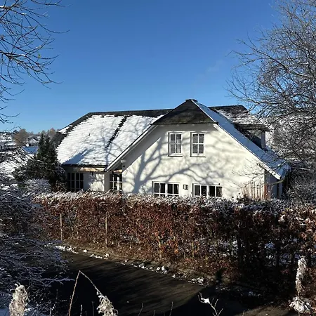 Vahl Luxe Groepsvilla, 16 Personen, Tuin Met Bbq En Sauna, Open Haard, Perfect Voor Families & Retreats * Schmallenberg